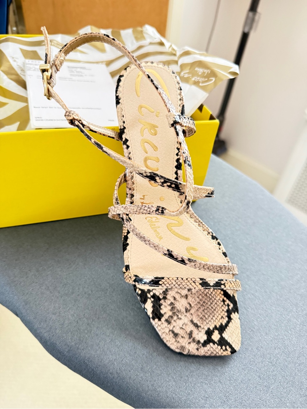 NWT Circus By Sam Edelman animal print heel